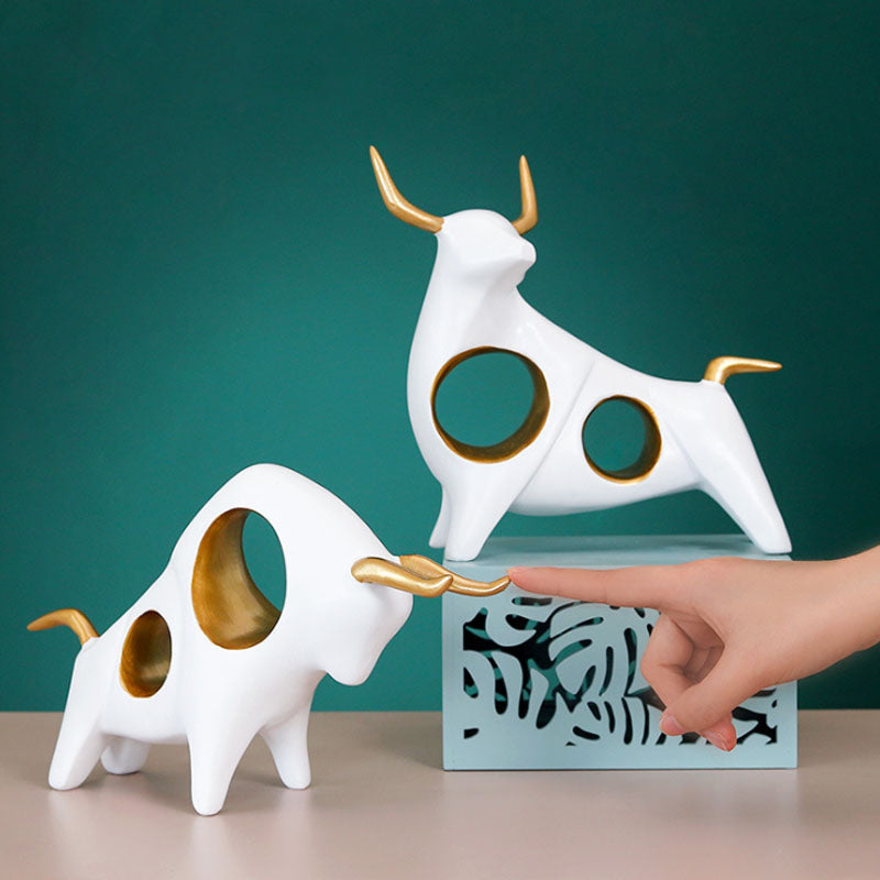 Ornamental Abstract Horned Bull Sculptured Cattle Gold White Jade Handicraft Sculpture Ornaments For Coffee Table Nordic Home Decor