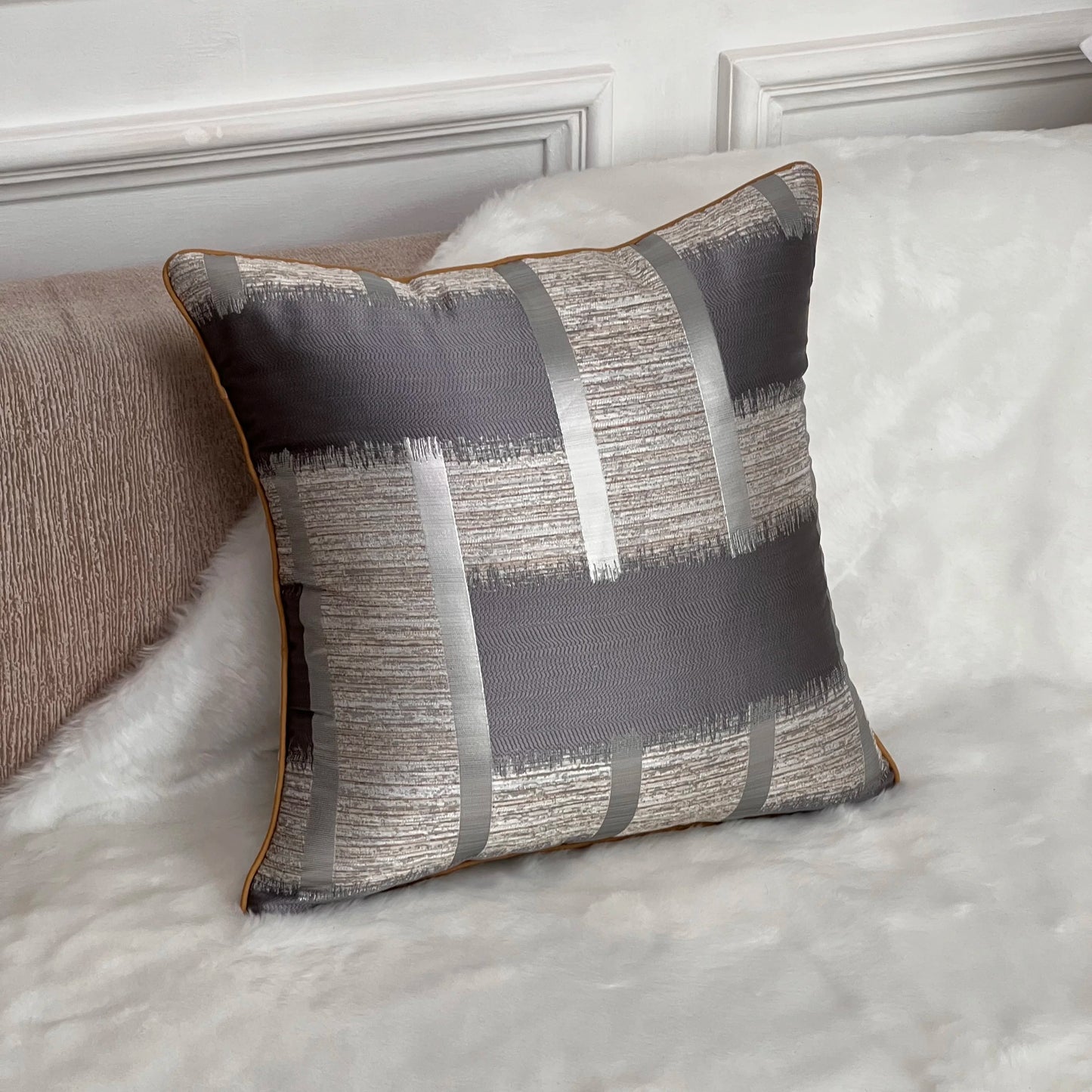 Shiny Golden Silver Stripe Jacquard Cushion Cushion Covers 45x45cm Pillow Cases Square Cover For Sofa Throw Cushions Light Luxury Nordic Home Decor