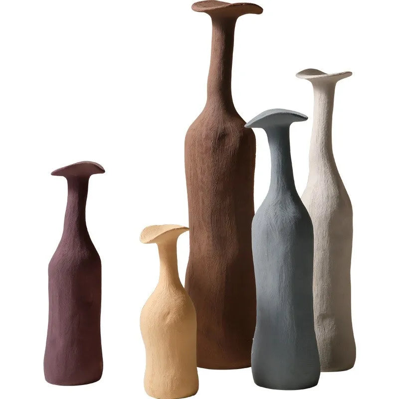 Abstract Sculptural Ceramic and Porcelain Vases – Tall Organic‑Shaped Matte Art Terracotta Pottery for Modern Minimalist Home Décor Displays