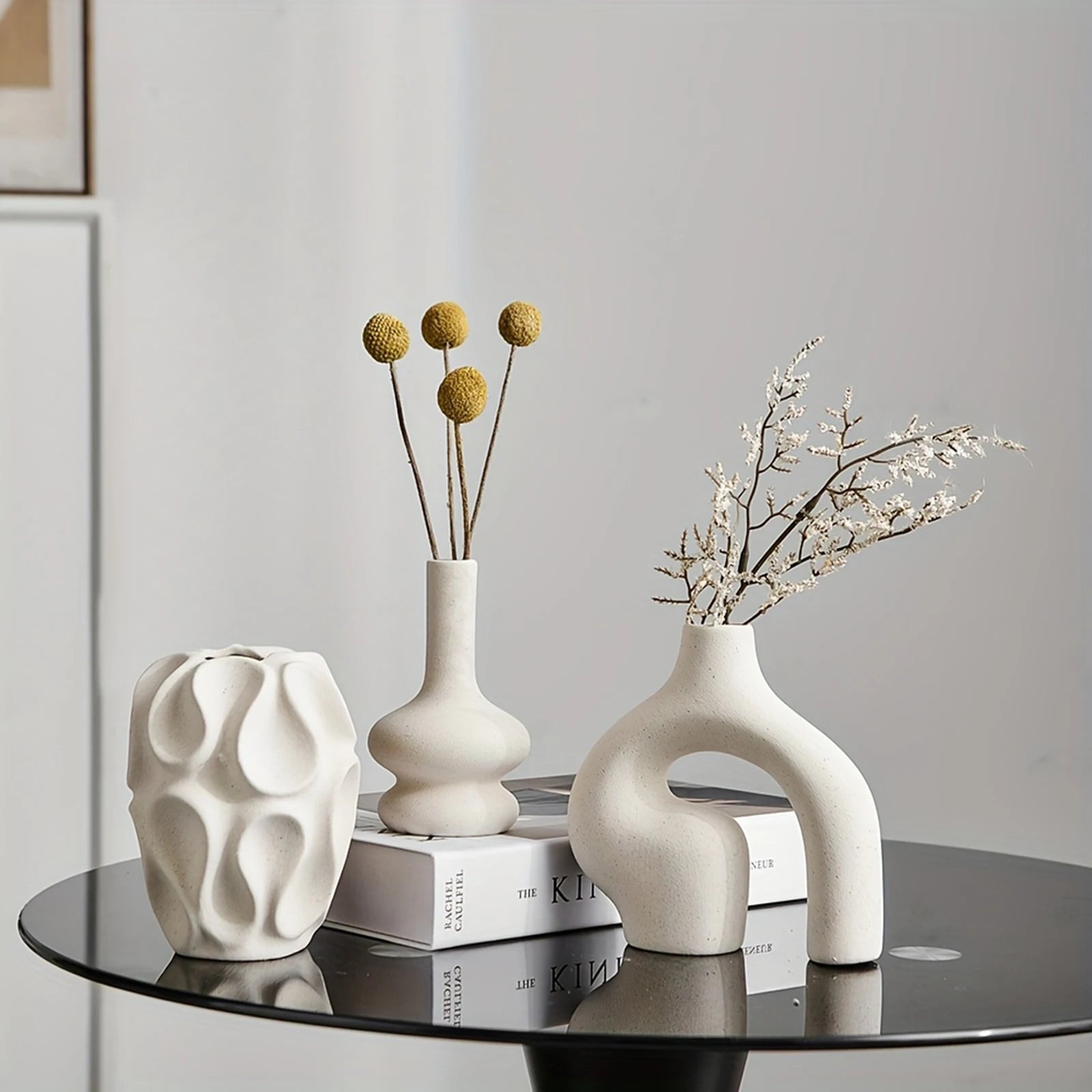 Modern Abstract Ceramic Sculptural Vase Set – Minimalist Off‑White Artistic Vases with Organic Shapes for Contemporary Living Room Décor