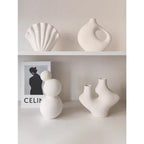 Modern Abstract Sculptural Ceramic Vase – Minimalist Neutral‑Tone Decor Accents for Contemporary Home Styling and Interior Displays