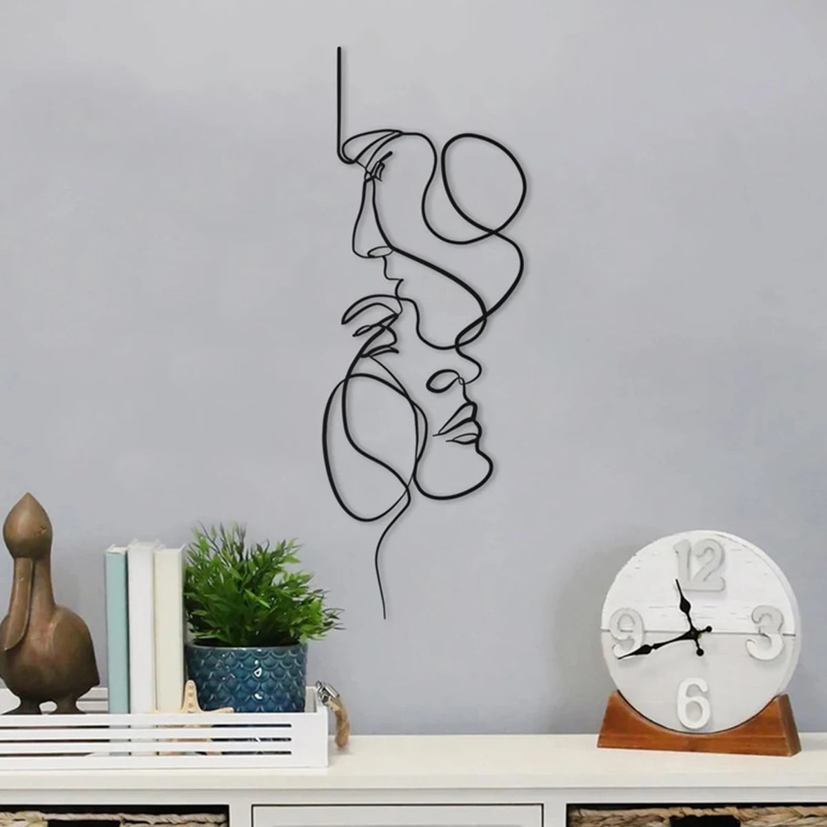 Minimalist Entwined Lovers Metal Line Art Sculpture Wall Decor Abstract Nordic Hanging Decoration For Living Room Bedroom Wall