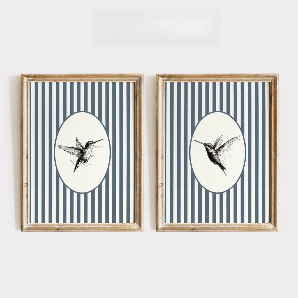 Set of 2Pcs Vintage Birds Wall Art Fine Art Canvas Prints Neutral Tones Retro Illustrations of Birds Artworks For Farmhouse Kitchen Living Room Simple Bedroom Home Decor 