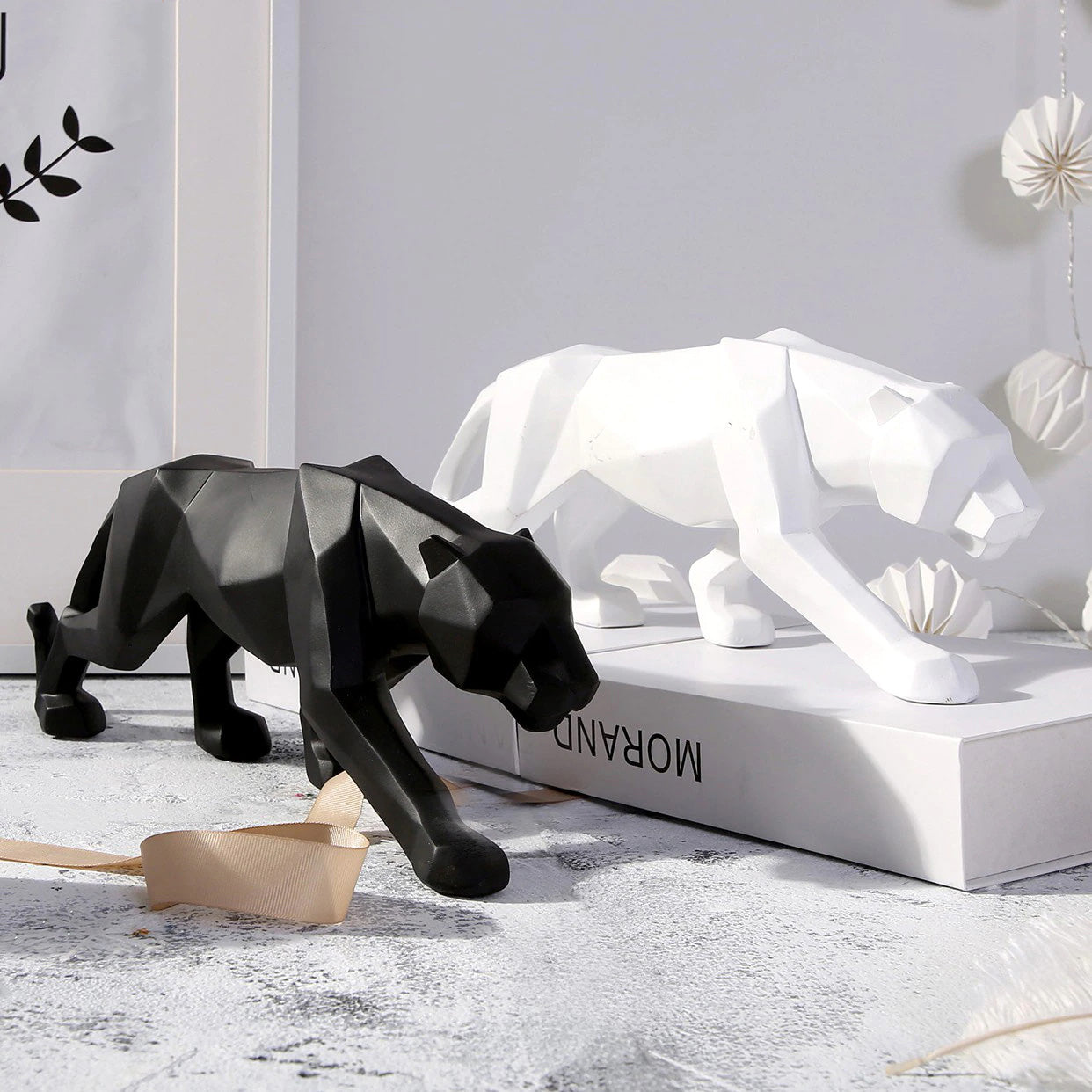 Black Panther Geometric Leopard Statue Modern Abstract Wildlife Figurine Red White Gold Colored Resin Ornaments For Living Room Nordic Home Decor