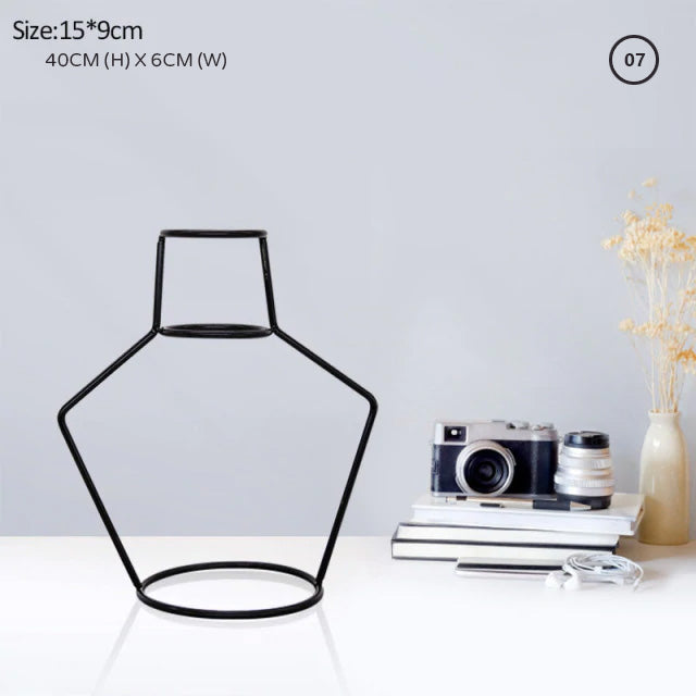 Nordic Line Art Minimalist Iron Frame Tabletop Vase For Kitchen Living Room Table Simple Modern Decoration Scandinavian Home Interior Styling