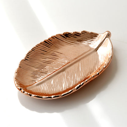 Nordic Style Tropical Leaves Ceramic Plate Gold Silver And Rose Gold Ceramic Tree Leaf Tray Snacks Dish Storage Tray Jewelry Trinket Dish